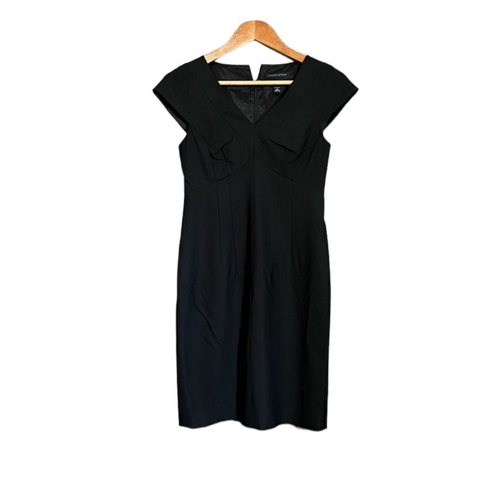 Banana republic black wool blend dress. Lined.